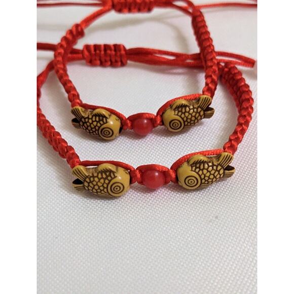 3/$20 2 (TWO FENG SHUI Red String Bracelet Fish Charms Good Fortune Wealth Luck - Picture 2 of 5